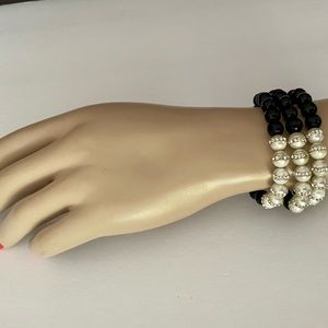 Black onyx and freshwater pearls with Cz bracelet, Handmade in the USA by Heftsi